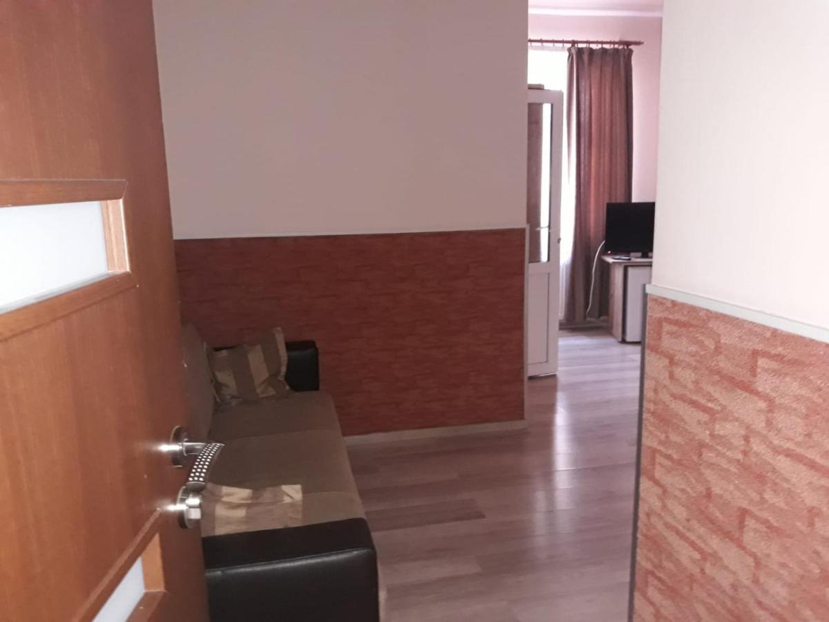Vila Adriano Turda Exterior photo